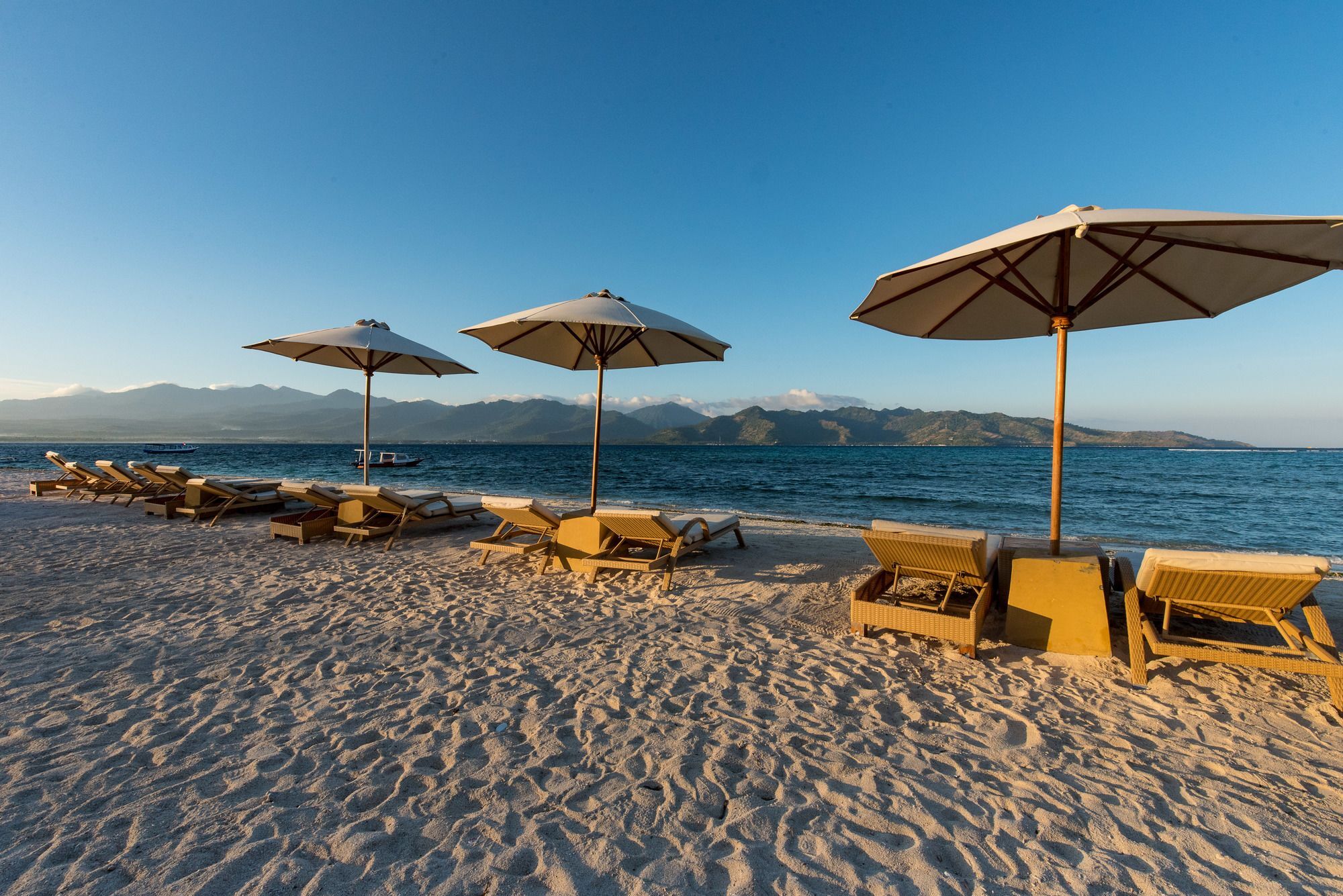 Hotel Ombak Paradise Gili Air Exteriör bild